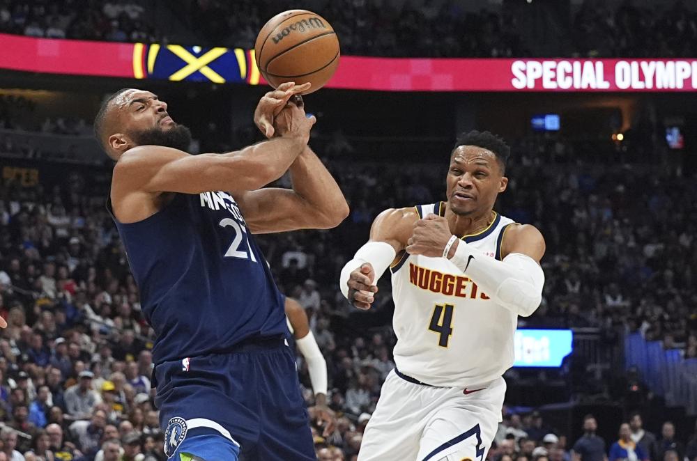 他的暂时离 他的暂时离