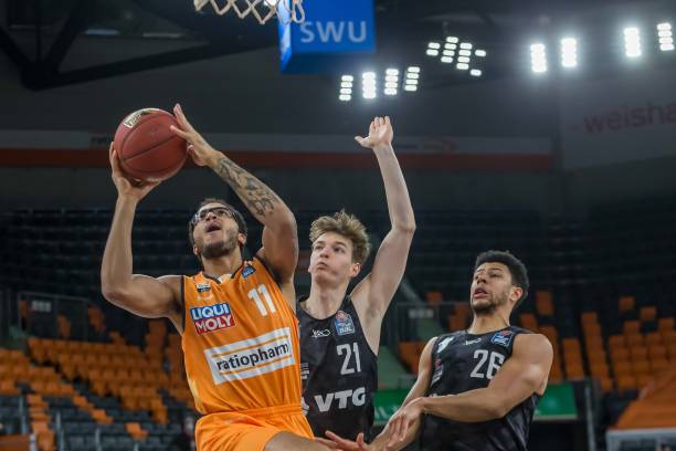 同样引起了 同样引起了