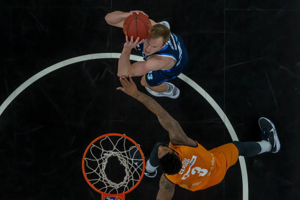 重返巅峰 重返巅峰